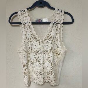 Crochet Lace Cream Top juniors  14-16 L